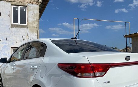 KIA Rio IV, 2017 год, 1 100 000 рублей, 7 фотография