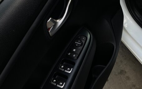 KIA Rio IV, 2017 год, 1 100 000 рублей, 19 фотография