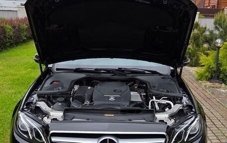 Mercedes-Benz E-Класс, 2017 год, 2 770 000 рублей, 8 фотография