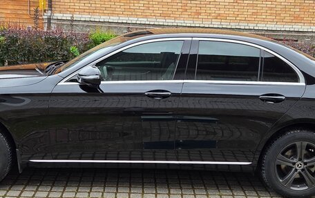 Mercedes-Benz E-Класс, 2017 год, 2 770 000 рублей, 10 фотография