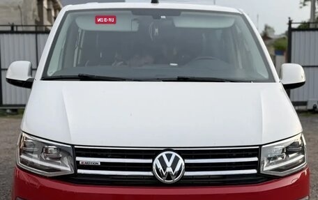 Volkswagen Multivan T6 рестайлинг, 2018 год, 6 600 000 рублей, 1 фотография