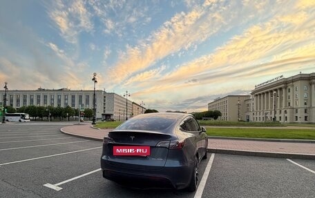Tesla Model Y I, 2022 год, 4 200 000 рублей, 3 фотография