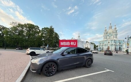 Tesla Model Y I, 2022 год, 4 200 000 рублей, 5 фотография