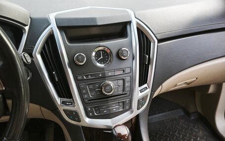 Cadillac SRX II рестайлинг, 2011 год, 730 000 рублей, 3 фотография