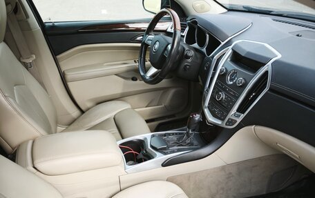 Cadillac SRX II рестайлинг, 2011 год, 730 000 рублей, 2 фотография