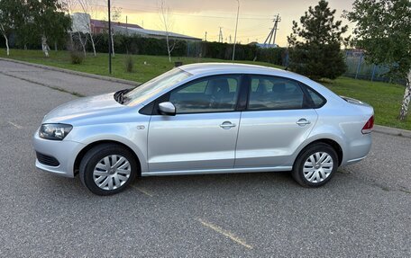 Volkswagen Polo VI (EU Market), 2013 год, 1 050 000 рублей, 3 фотография