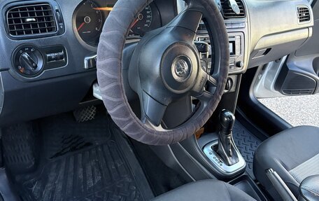 Volkswagen Polo VI (EU Market), 2013 год, 1 050 000 рублей, 18 фотография
