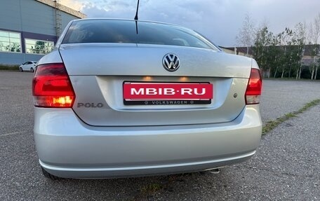 Volkswagen Polo VI (EU Market), 2013 год, 1 050 000 рублей, 25 фотография