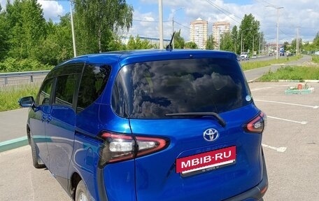 Toyota Sienta II, 2018 год, 1 490 000 рублей, 6 фотография
