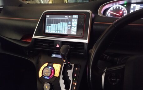 Toyota Sienta II, 2018 год, 1 490 000 рублей, 17 фотография