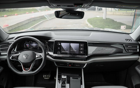 Volkswagen Teramont I, 2022 год, 4 799 000 рублей, 15 фотография