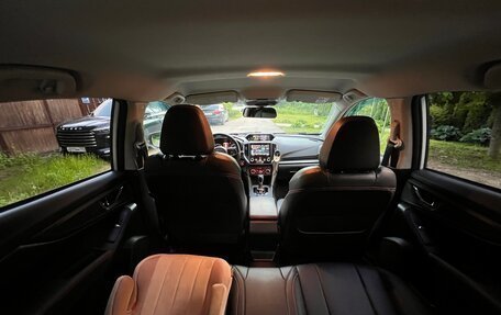 Subaru XV II, 2018 год, 2 200 000 рублей, 13 фотография
