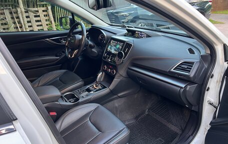 Subaru XV II, 2018 год, 2 200 000 рублей, 10 фотография