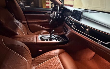 BMW 7 серия, 2021 год, 7 500 000 рублей, 9 фотография