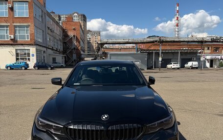 BMW 3 серия, 2018 год, 2 750 000 рублей, 2 фотография