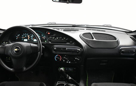 Chevrolet Niva I рестайлинг, 2015 год, 550 000 рублей, 5 фотография