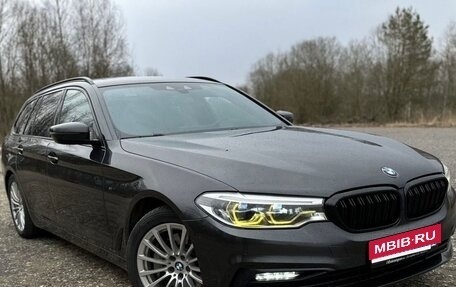 BMW 5 серия, 2019 год, 2 920 000 рублей, 1 фотография