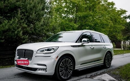Lincoln Aviator II, 2020 год, 5 700 000 рублей, 3 фотография