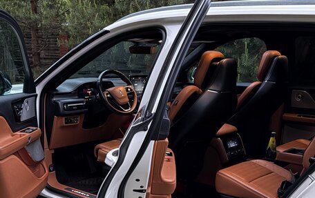 Lincoln Aviator II, 2020 год, 5 700 000 рублей, 11 фотография