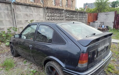 Opel Kadett E рестайлинг, 1991 год, 450 000 рублей, 3 фотография