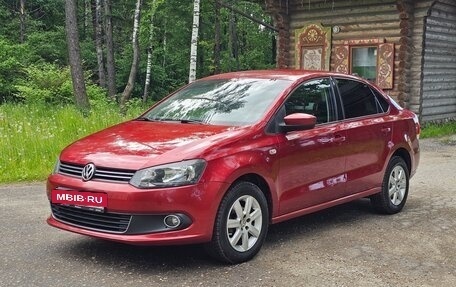Volkswagen Polo VI (EU Market), 2011 год, 670 000 рублей, 1 фотография