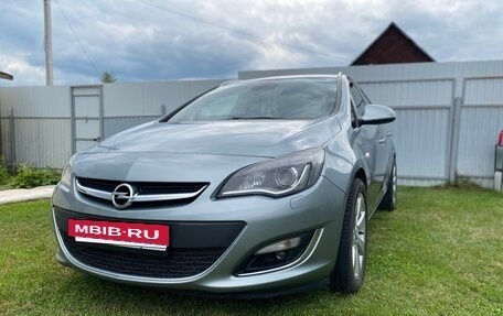 Opel Astra J, 2012 год, 850 000 рублей, 2 фотография