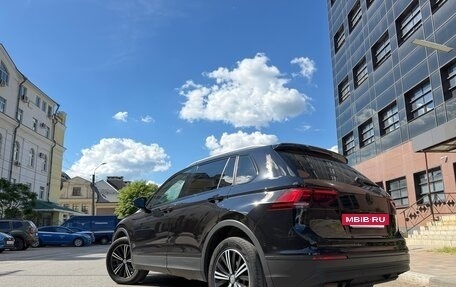 Volkswagen Tiguan II, 2020 год, 3 000 000 рублей, 6 фотография