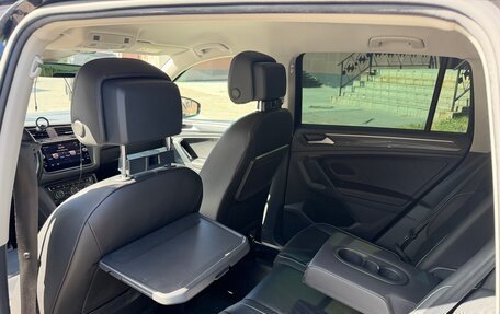 Volkswagen Tiguan II, 2020 год, 3 000 000 рублей, 29 фотография