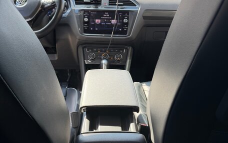 Volkswagen Tiguan II, 2020 год, 3 000 000 рублей, 30 фотография