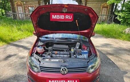 Volkswagen Polo VI (EU Market), 2011 год, 670 000 рублей, 33 фотография