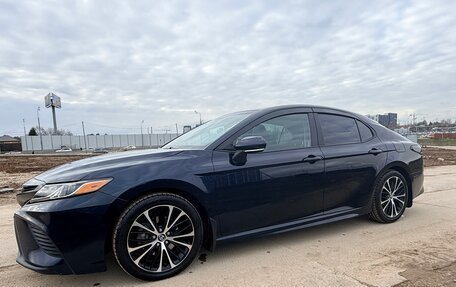 Toyota Camry, 2020 год, 2 170 000 рублей, 3 фотография