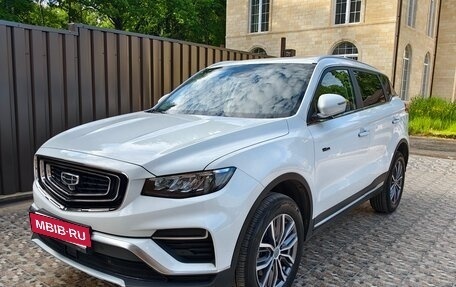 Geely Atlas, 2023 год, 2 300 000 рублей, 4 фотография