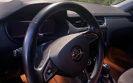 Skoda Octavia, 2019 год, 2 350 000 рублей, 17 фотография