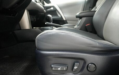 Toyota RAV4, 2013 год, 1 600 000 рублей, 9 фотография