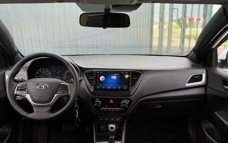 Hyundai Solaris II рестайлинг, 2019 год, 1 399 000 рублей, 14 фотография
