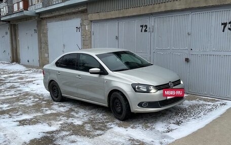 Volkswagen Polo VI (EU Market), 2015 год, 800 000 рублей, 3 фотография