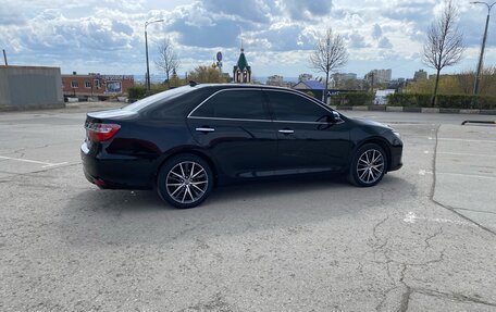 Toyota Camry, 2015 год, 2 770 000 рублей, 2 фотография