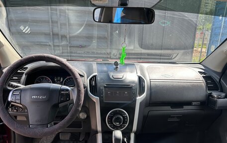 Isuzu D-Max II, 2018 год, 3 050 000 рублей, 7 фотография