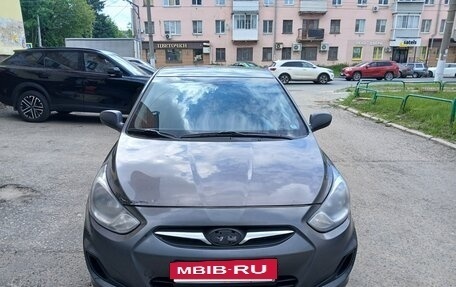 Hyundai Solaris II рестайлинг, 2012 год, 400 000 рублей, 2 фотография