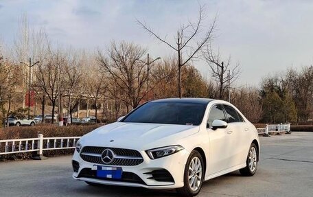 Mercedes-Benz A-Класс, 2022 год, 1 711 000 рублей, 3 фотография