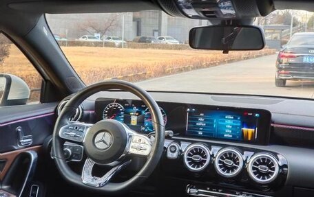 Mercedes-Benz A-Класс, 2022 год, 1 711 000 рублей, 9 фотография