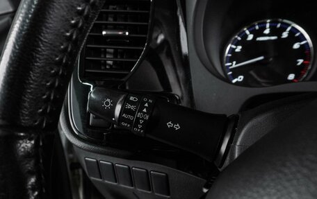 Mitsubishi Outlander III рестайлинг 3, 2017 год, 1 899 000 рублей, 12 фотография