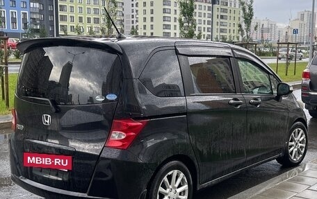 Honda Freed I, 2010 год, 880 000 рублей, 2 фотография