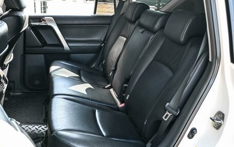 Toyota Land Cruiser Prado 150 рестайлинг 2, 2012 год, 2 649 000 рублей, 9 фотография