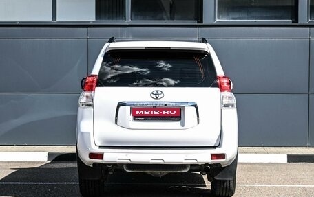 Toyota Land Cruiser Prado 150 рестайлинг 2, 2012 год, 2 649 000 рублей, 4 фотография