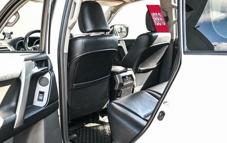 Toyota Land Cruiser Prado 150 рестайлинг 2, 2012 год, 2 649 000 рублей, 11 фотография