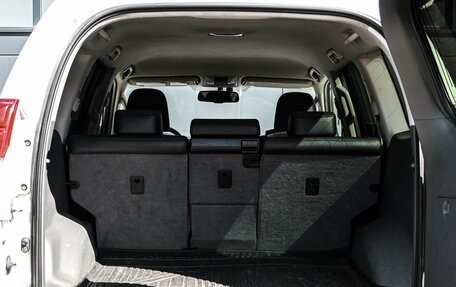 Toyota Land Cruiser Prado 150 рестайлинг 2, 2012 год, 2 649 000 рублей, 24 фотография