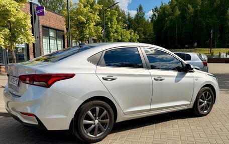 Hyundai Solaris II рестайлинг, 2018 год, 1 072 000 рублей, 4 фотография