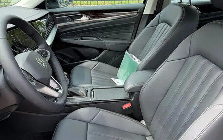 Volkswagen Passat B8 рестайлинг, 2022 год, 1 900 000 рублей, 3 фотография