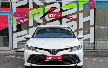 Toyota Camry, 2018 год, 2 675 000 рублей, 3 фотография